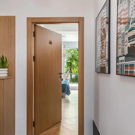 Grand Tulipan Couette-café *