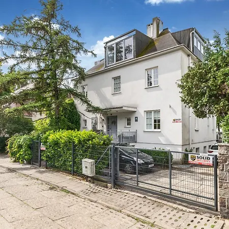 Grand Tulipan ベッド・アンド・ブレックファスト グディニャ