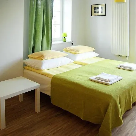 Grand Tulipan Couette-café *